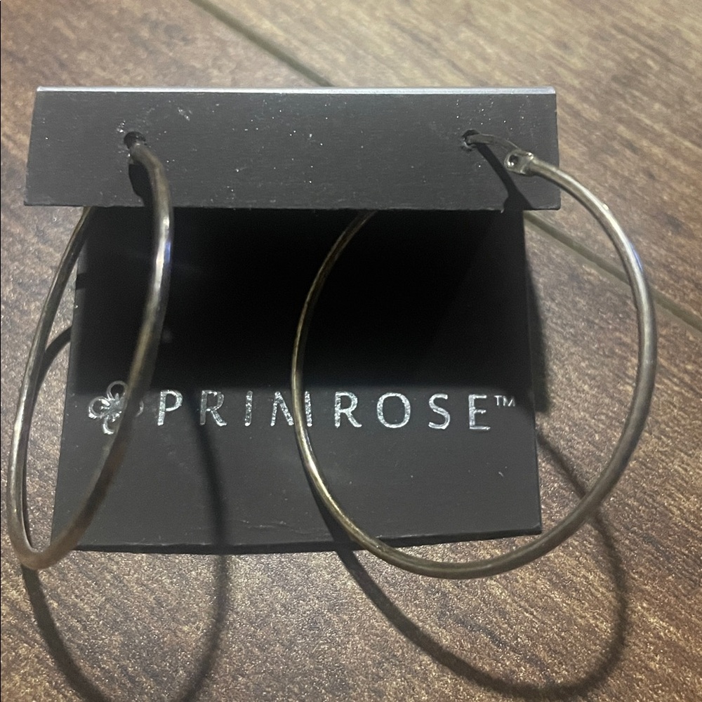 Primrose Hoops Earrngs